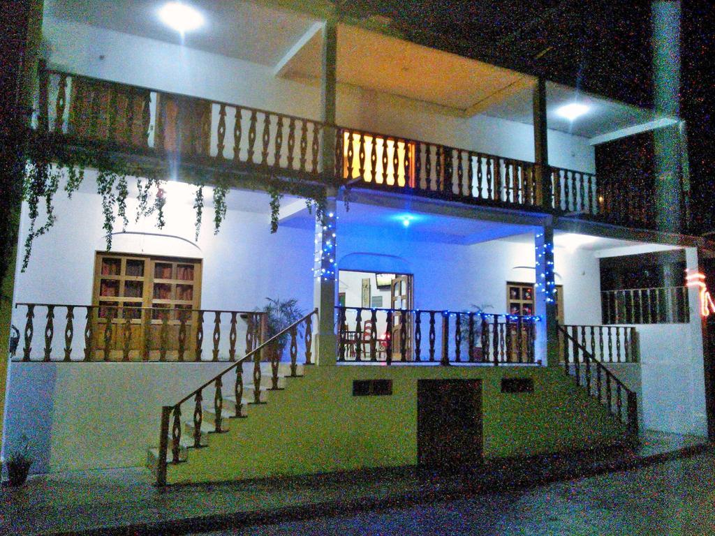 La Posada De Don Jose Flores Exterior photo